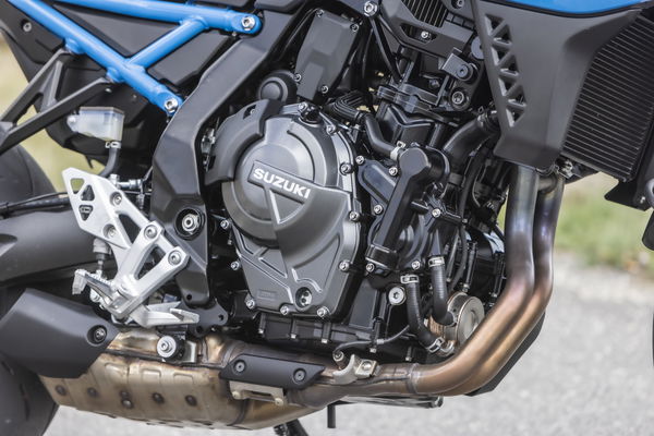 Suzuki GSX-8S parallel-twin engine