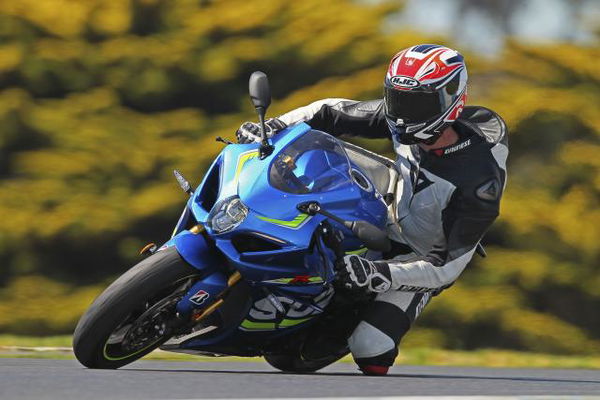 2017 GSX-R1000R review