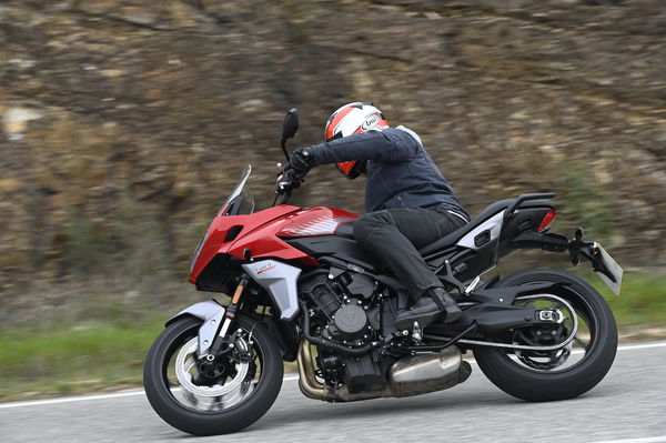 Tiger-Sport-660-Visordown-Review