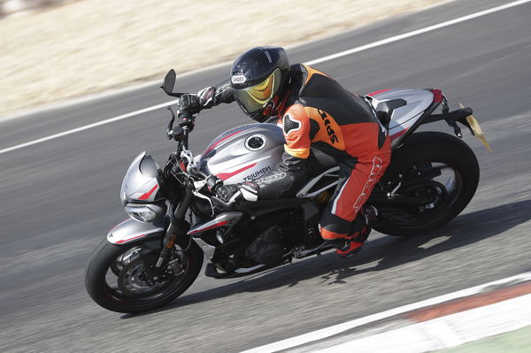 Triumph Street Triple RS (2020) Visordown review