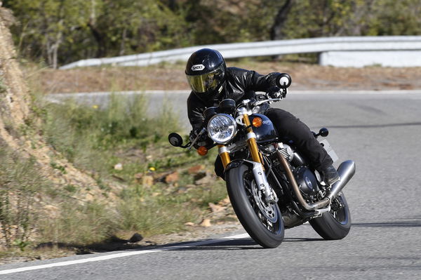 Triumph Thruxton RS Visordown Review