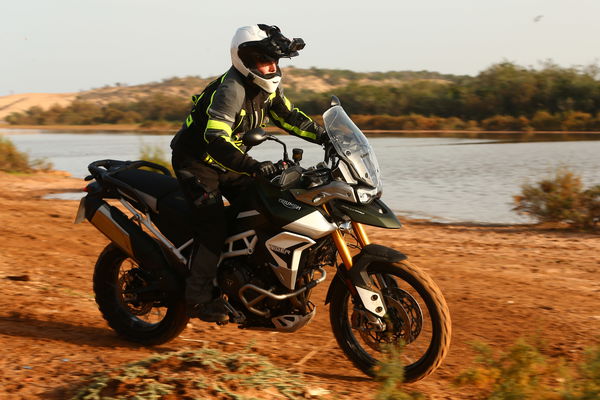 Triumph Tiger 900 Visordown Review