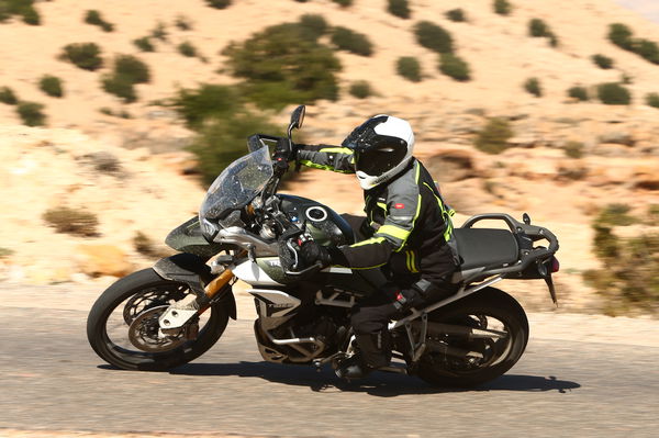 Triumph Tiger 900 Visordown Review