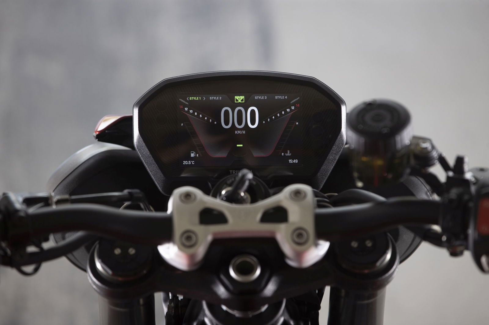 Street-Triple-765-RS-Visordown-review