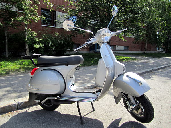 Vespa PX 200