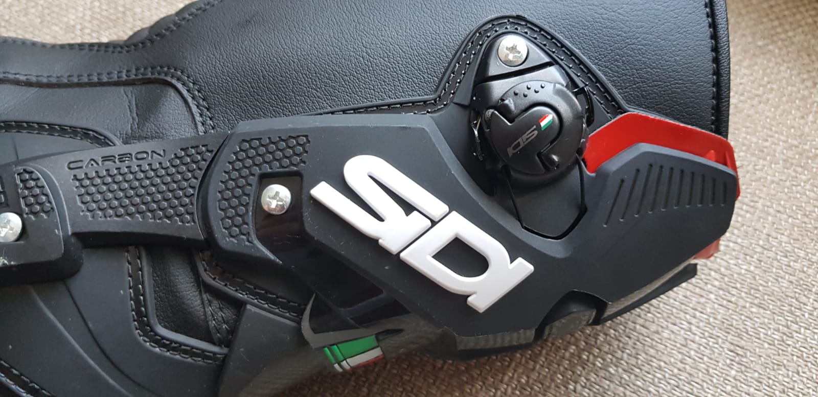 Sidi Vertigo 2 motorcycle boots