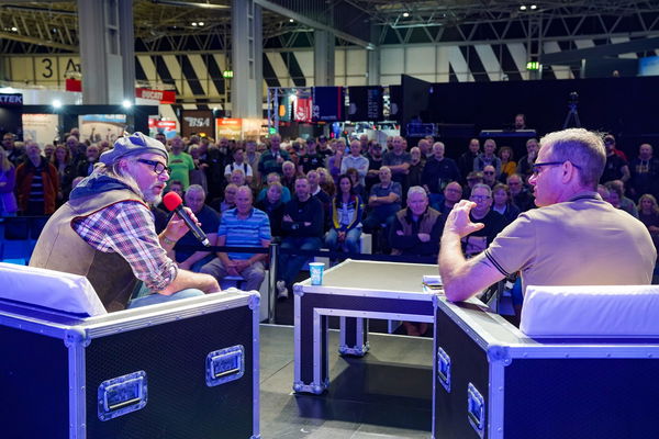 Henry Cole chatting to Jamie Whitham on the Black Horse Stage