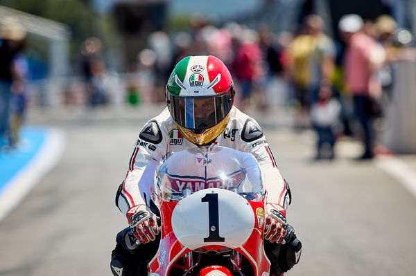 Giacomo Agostini on Yamaha TZ750 at Sunday Ride Classic, Le Castellet. - Yamaha Racing