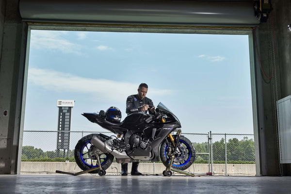 Rossi-inspired Yamaha YZF-R1M exclusively available to order online