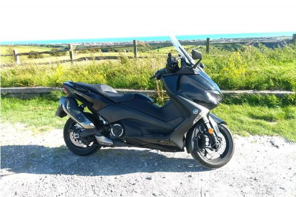 Yamaha TMAX long-term review: I thought I could ride every day through winter. Winter disagreed.