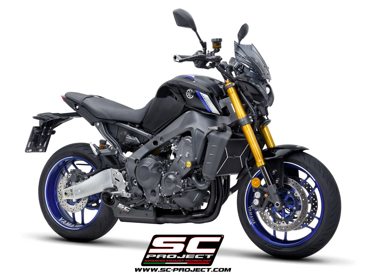 Yamaha MT-09 with SC-Project STR-1 silcencer in matte black