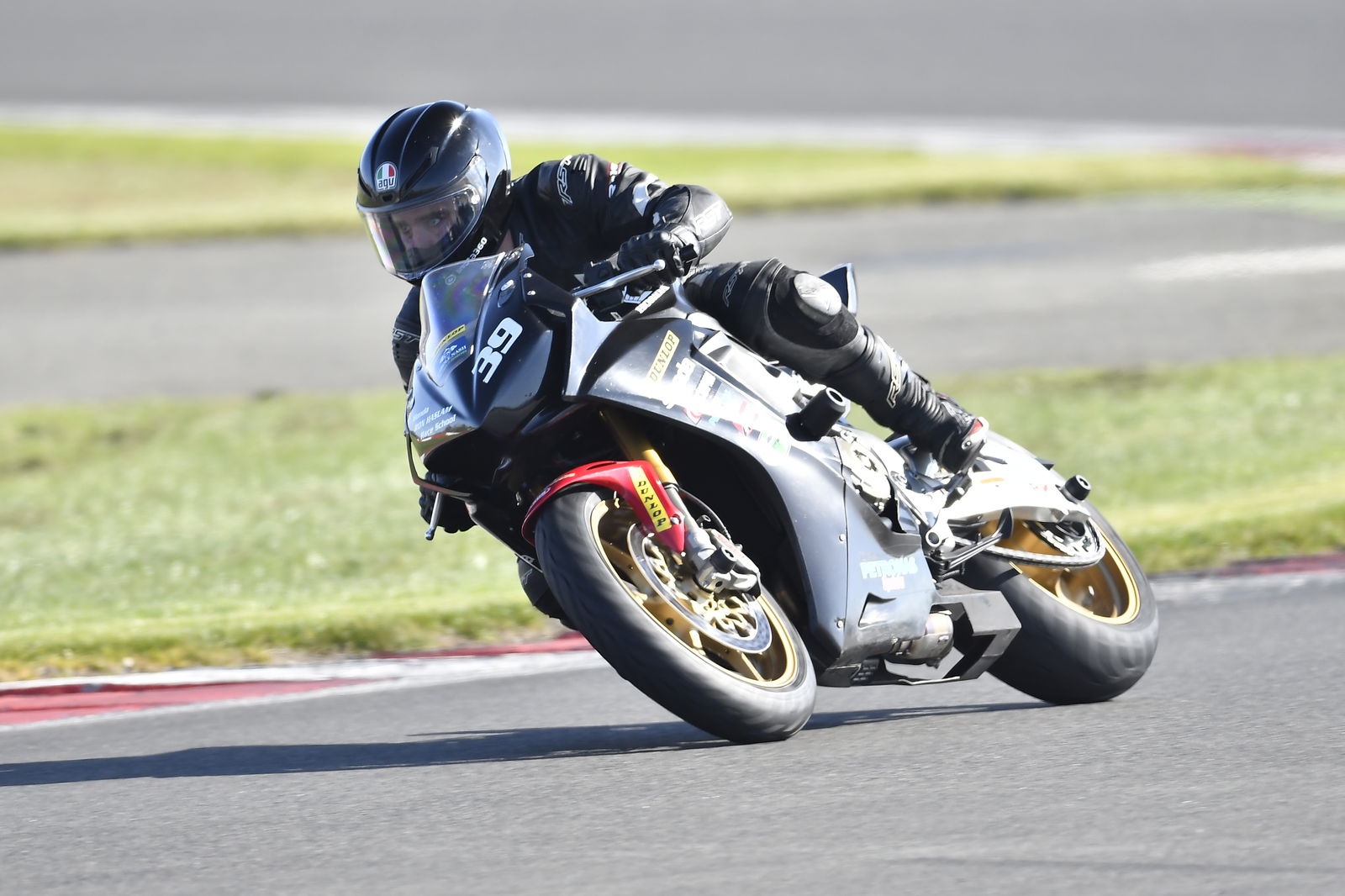 Ron Haslam Race School