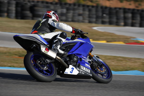 Yamaha R3 2019