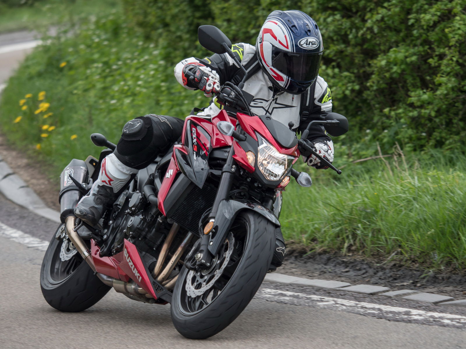 Striking new colour scheme announced for Suzuki GSX-S750