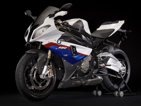 First Look: BMW S1000RR Carbon Edition