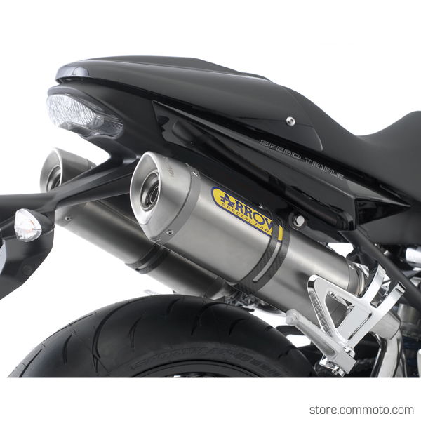 Speed Triple exhausts