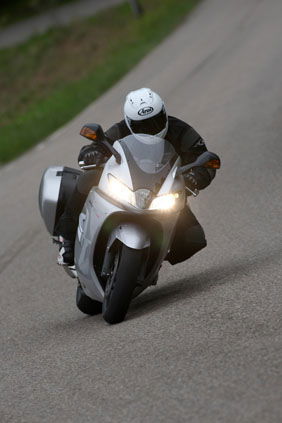 First impressions: 2011 Triumph Sprint GT