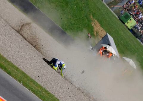 Rossi Mugello crash pics
