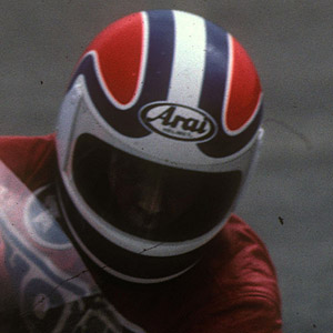 10 ageless GP racer helmet designs