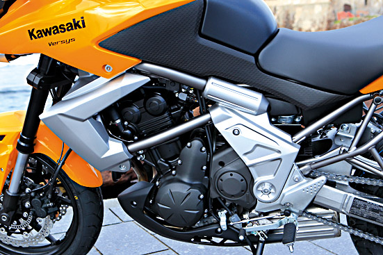 2010 Kawasaki Versys launch test review