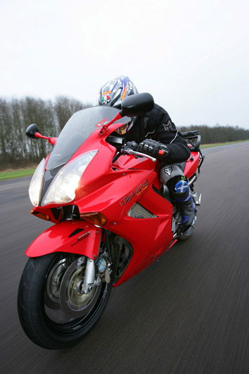 Buyer Guide: Honda VFR800