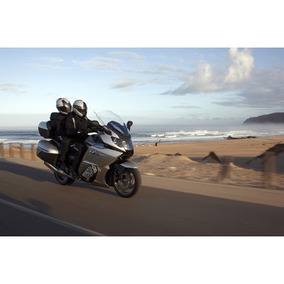 2011 BMW K1600GT/GTL first images