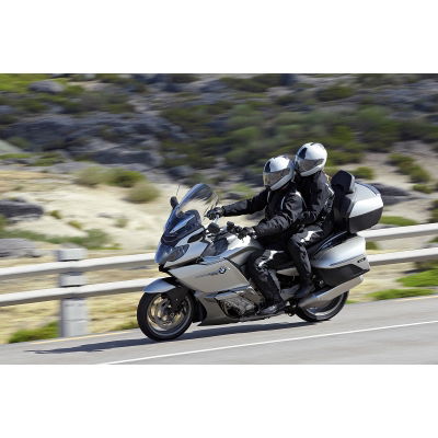 2011 BMW K1600GT/GTL first images