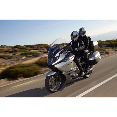 2011 BMW K1600GT/GTL first images