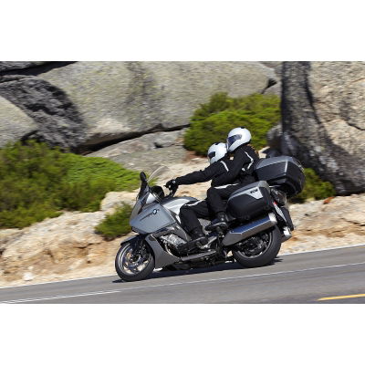 2011 BMW K1600GT/GTL first images