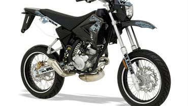 WK unveil two-stroke SM50