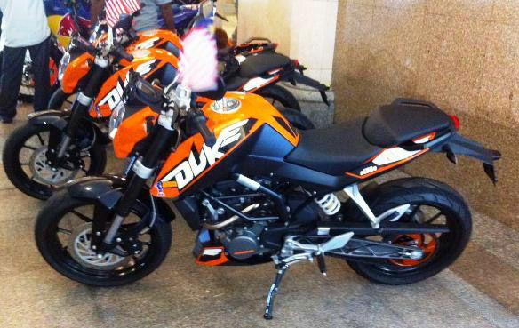 KTM Duke 200 revealed in Malaysia