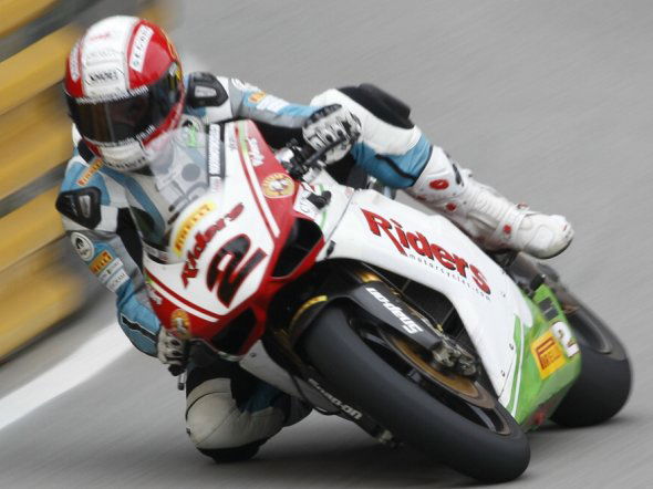 Rutter wins record 7th Macau GP