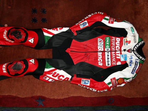 Buy Carl Fogarty's 1998 Ducati 996
