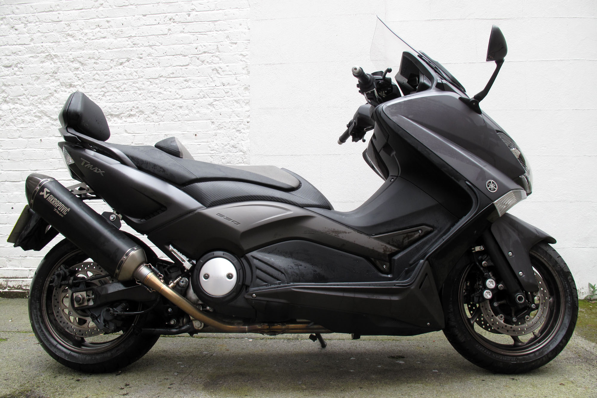 First Ride: 2013 Yamaha TMAX Black Max 530 review