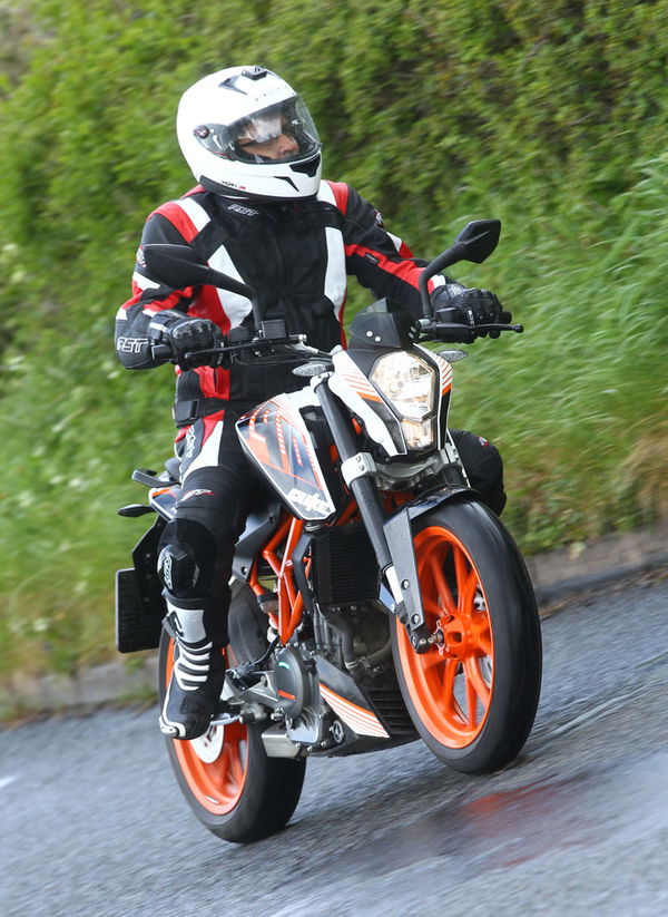 First ride: KTM Duke 390 review