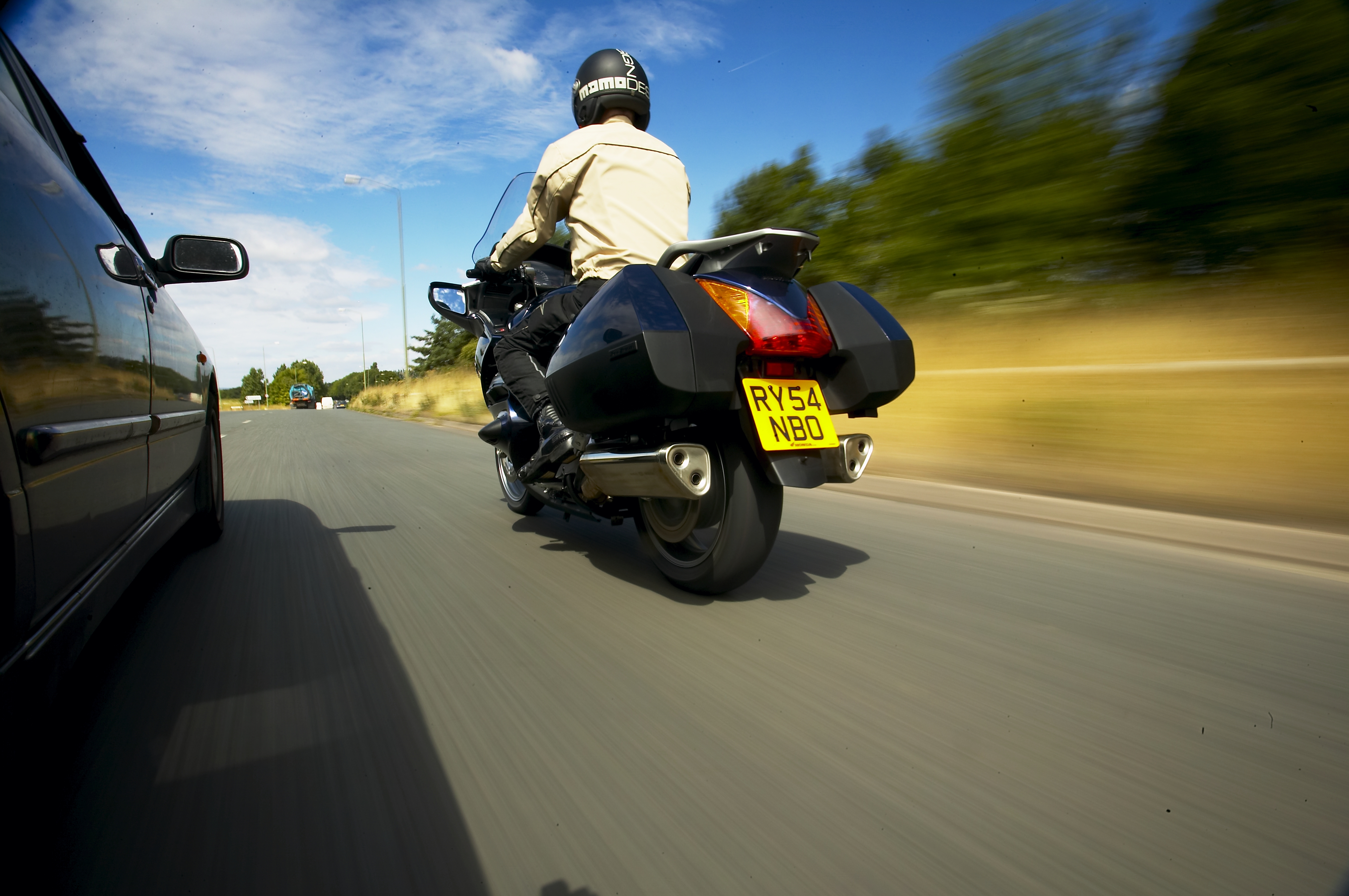 How much can you save by commuting by motorcycle?