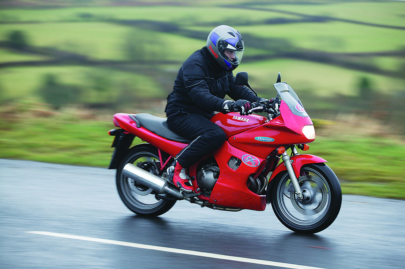How much does an A2 motorcycle licence cost?