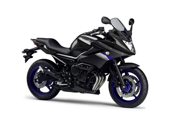 Yamaha’s 2014 Race Blu models