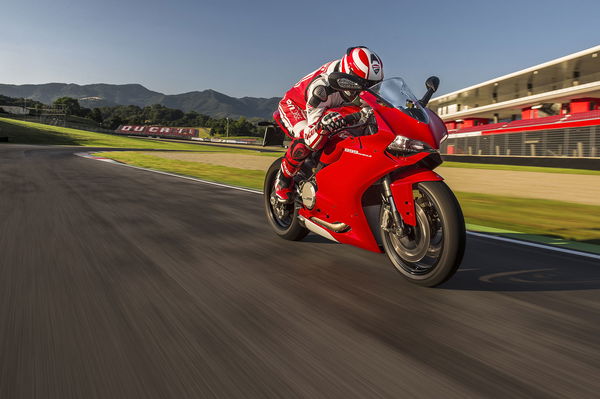 Ducati reveal 899 Panigale