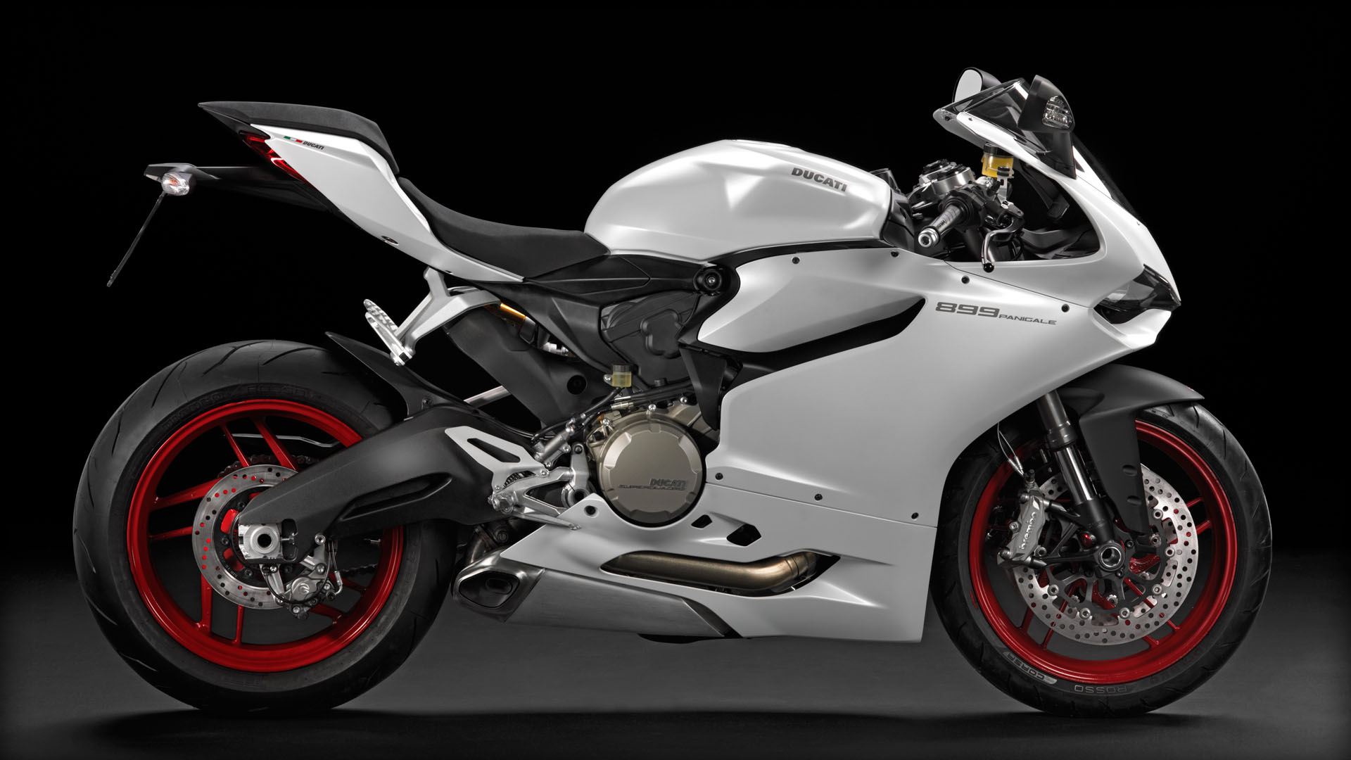 New 899 Panigale to compete in Ducati TriOptions Cup