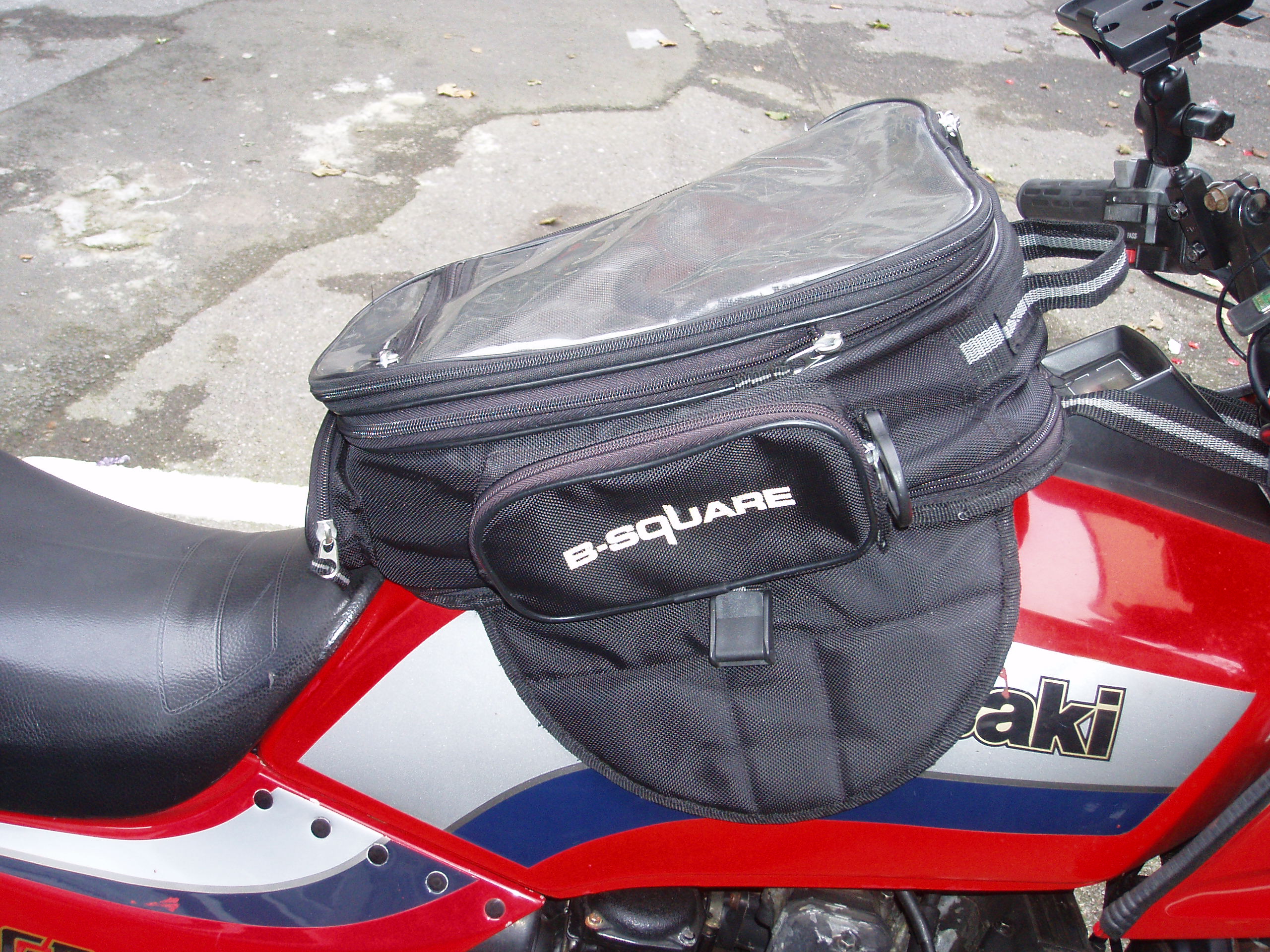 Used review: B-Square magnetic tank bag review