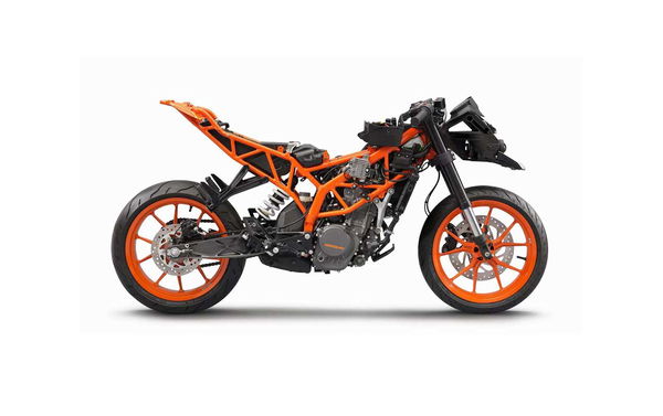 KTM RC390 leaked in full