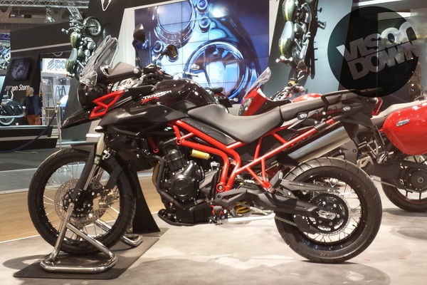 Official: 2014 BMW S1000R in full