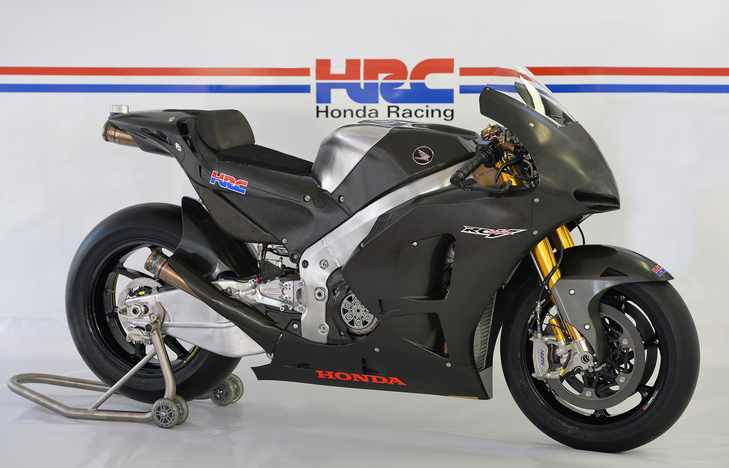 Honda reveal RCV1000R Production Racer