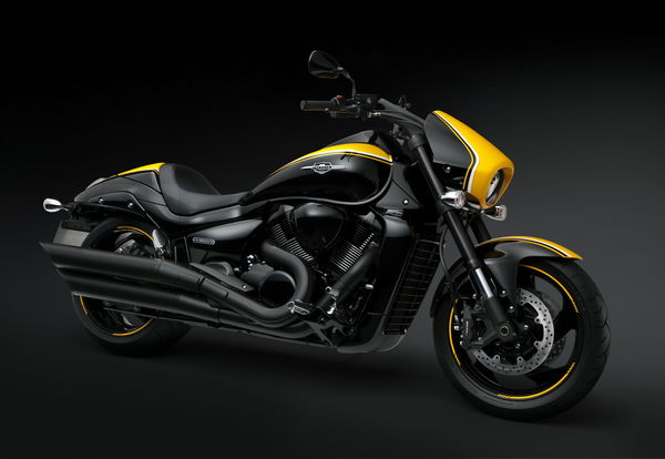 Two new Suzuki Intruders