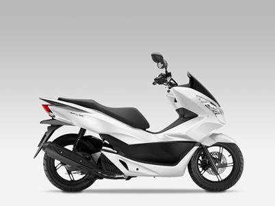 New: Peugeot Django retro scooters, available this summer