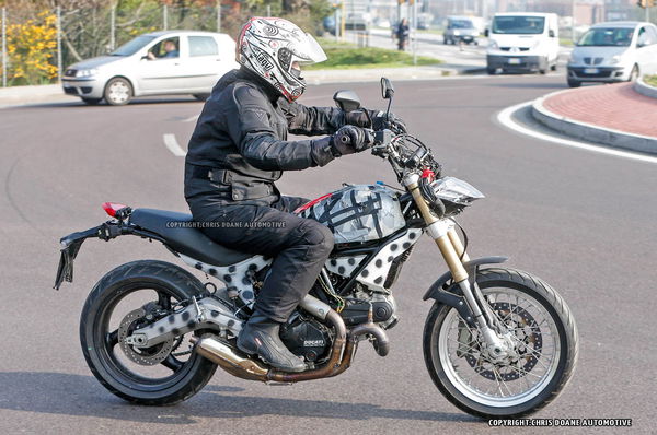 Spy shots: Ducati Scrambler spotted