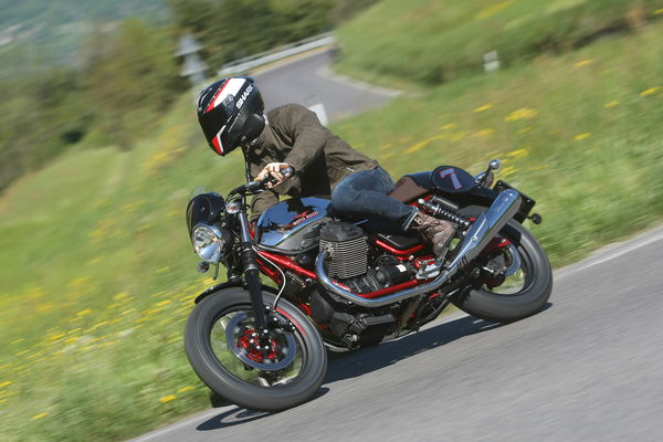 First ride: 2014 Moto Guzzi V7 review