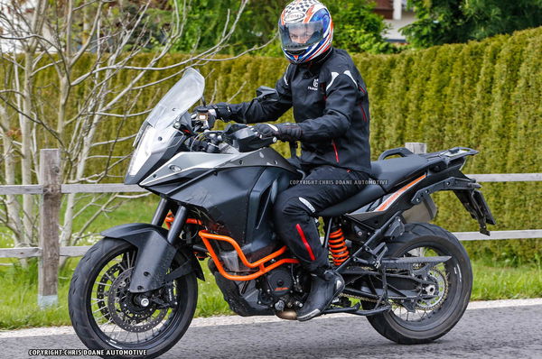 More touring-orientated KTM 1190 Adventure spotted