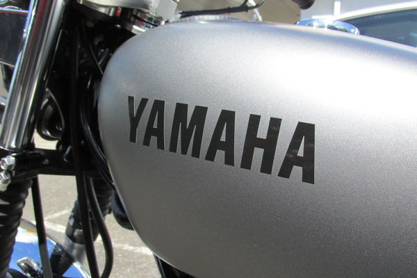 First ride: Yamaha SR400 review